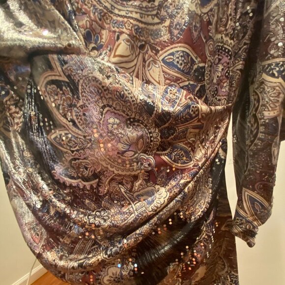 DB Established 1962 Metallic Blouse  - Size XL - Picture 3 of 8